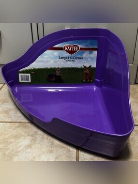 Kaytee Small Animal Large Purple Hi-Corner Litter Pan